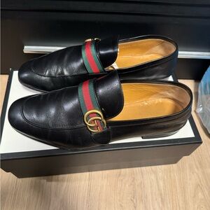Gucci Black Leather Loafers with Red & Green Web and Gold GG
